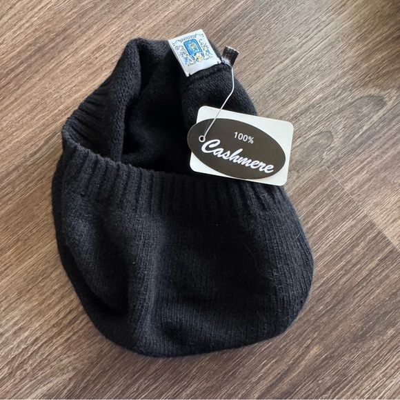 PORTOLANO Classic Black Beret - Picture 3 of 4